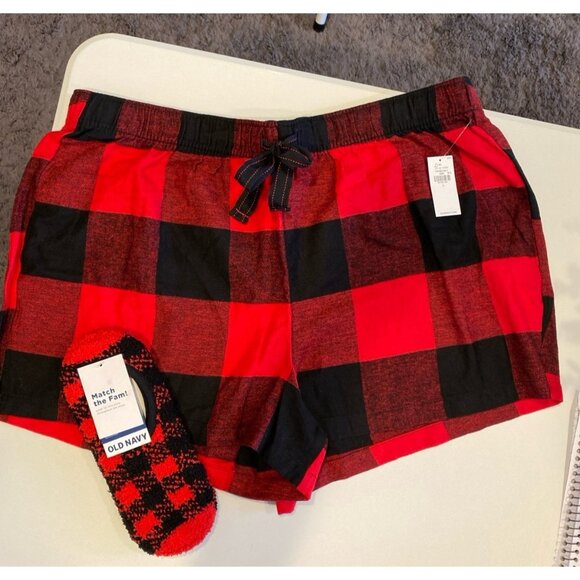 Old Navy Womens 100% Cotton Buffalo Plaid Flannel Pajama Shorts & Matching Socks - Picture 1 of 10